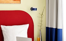 Brik Apartment Hotel